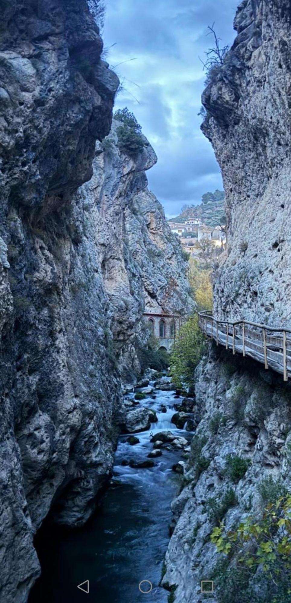 Апартаменты Cueva Maite Кортес-де-Баса Экстерьер фото